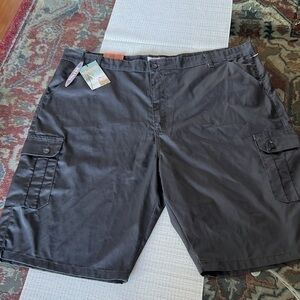 HUNTINGTON Beach Club , regular fit , size48,Gray cargo shorts, BIG & TALL.